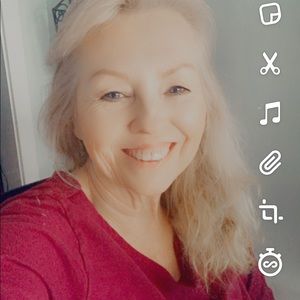 Meet your Posher, Diana